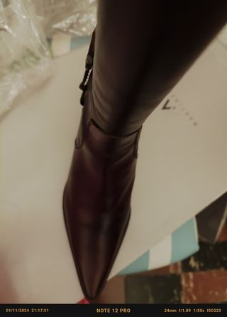 BOTAS ALTAS DE PIEL MARRONES
