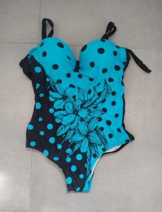 Costume intero coppe rigide