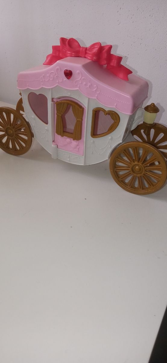 Silvarian famili carroza