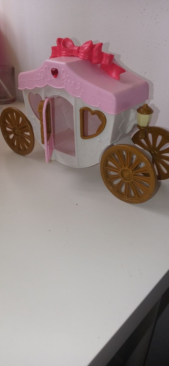 Silvarian famili carroza