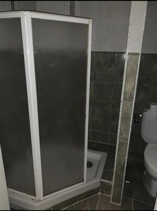 BAÑO COMPLETO con grifería regalo mampara de ducha