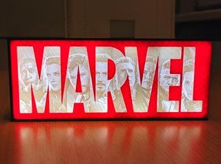 Marvel Lightbox LED | Decoração Iluminada para Fãs