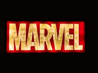 Marvel Lightbox LED | Decoração Iluminada para Fãs