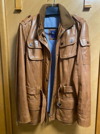 Cazadora de piel mujer. Talla 44