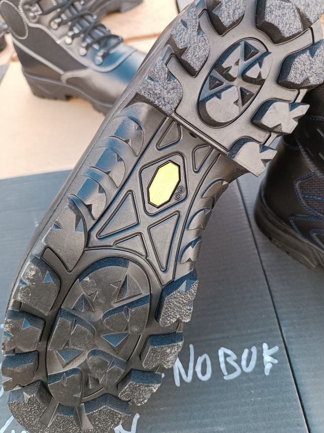 BOTA MONTAÑA ESQUÍ