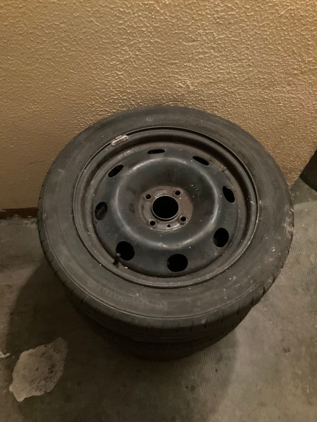 Gomme estive con cerchi misura 195/55R16