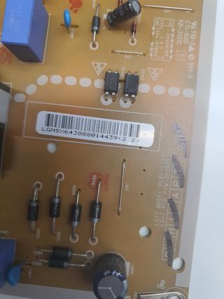 Fuente de alimentación - EAX66883501 (1.5)