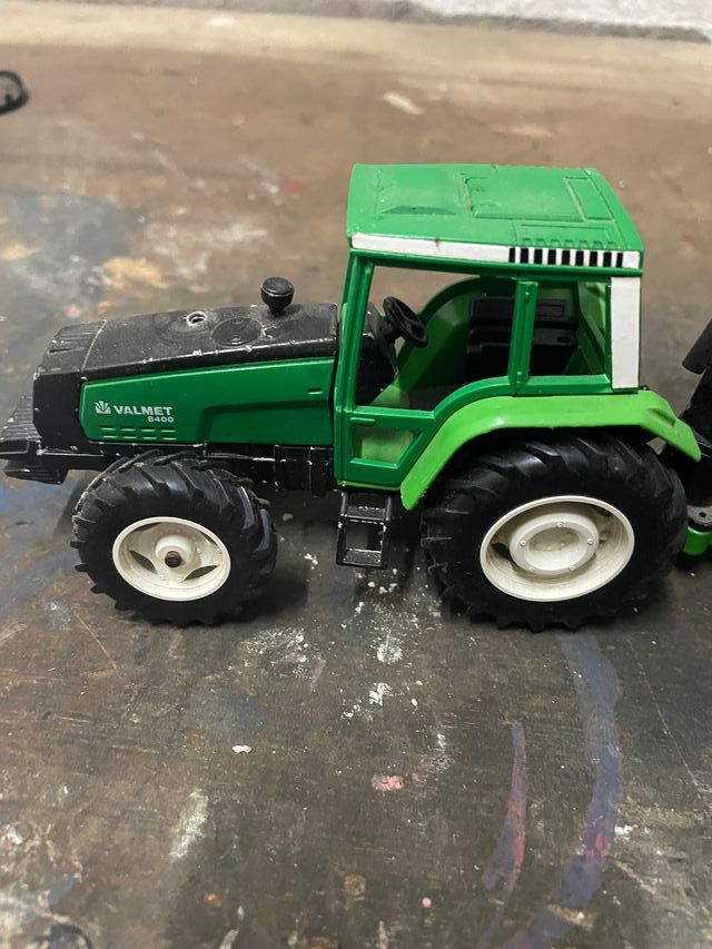 Tractor Valmet Joal