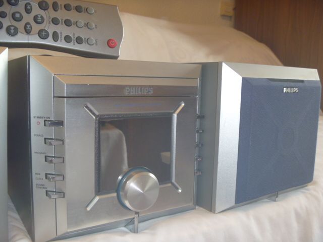 mini cadena Hifi Philips con mando a distancia