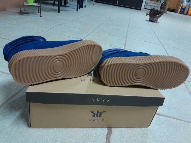 Botas azules de mujer