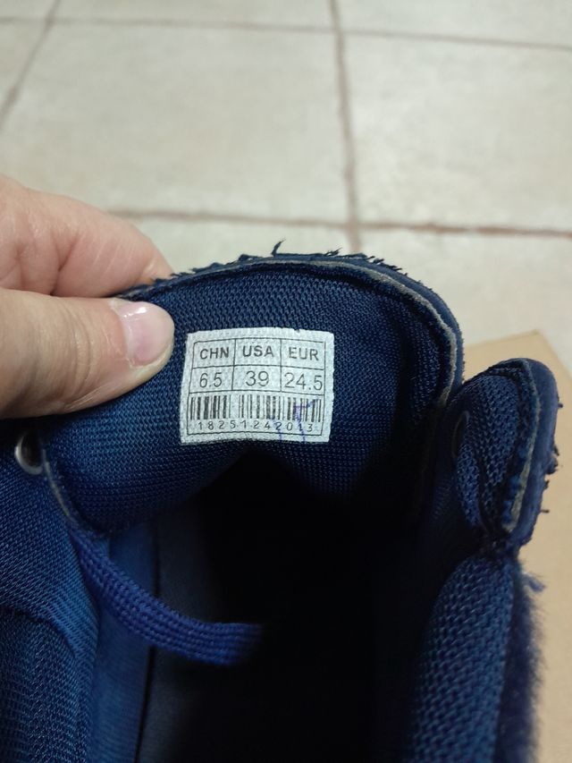 Botas azules de mujer