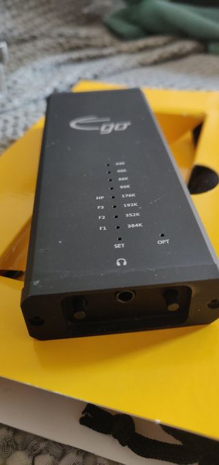 Amplificador auriculares DAC 384k Emotiva Big Ego