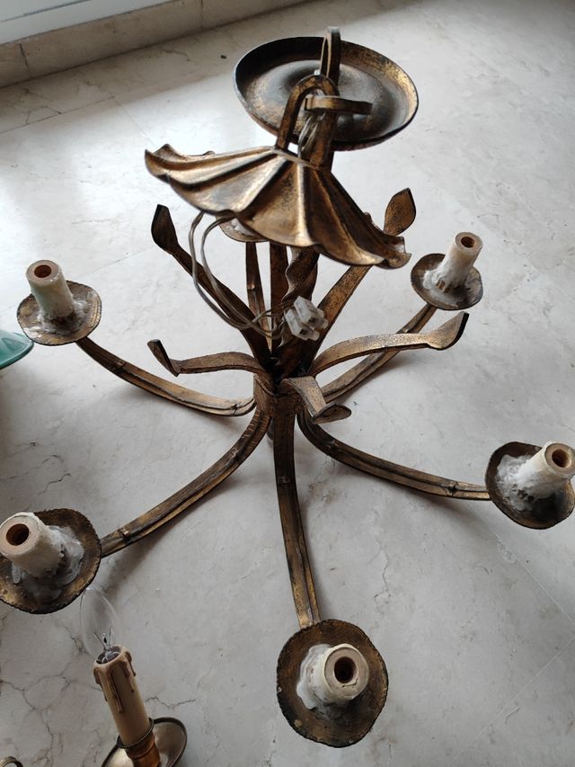 Lámpara de bronce araña