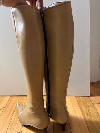 BOTAS ALTAS PIEL T38 COLOR CAMEL