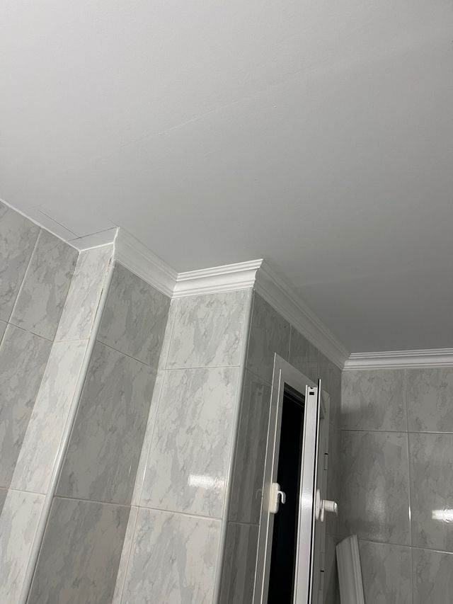 Montaje de bater , duchas y lavabo...