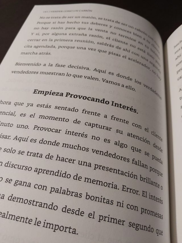 Vender como un Cabrón: La mejor guía de ventas.