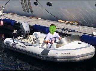 Semirrigida AVON 3.45