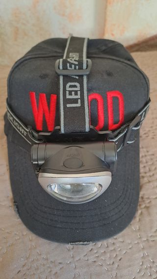 Lampada torcia da testa