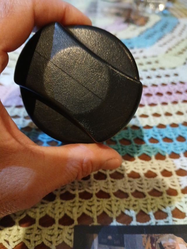 Tapón combustible. Mirar bien si os sirve