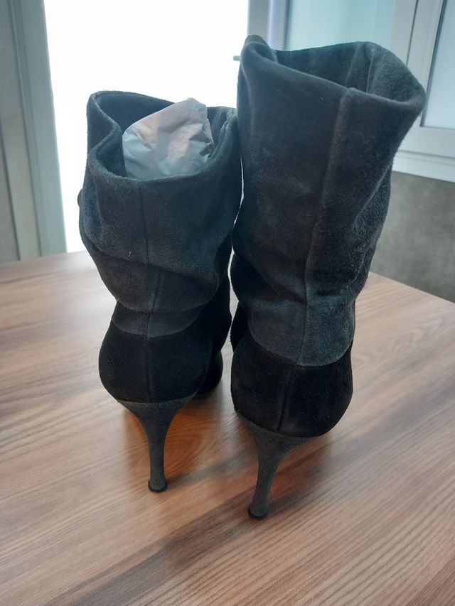 Botines ante negro/gris