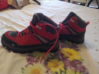 Botas de montaña niño