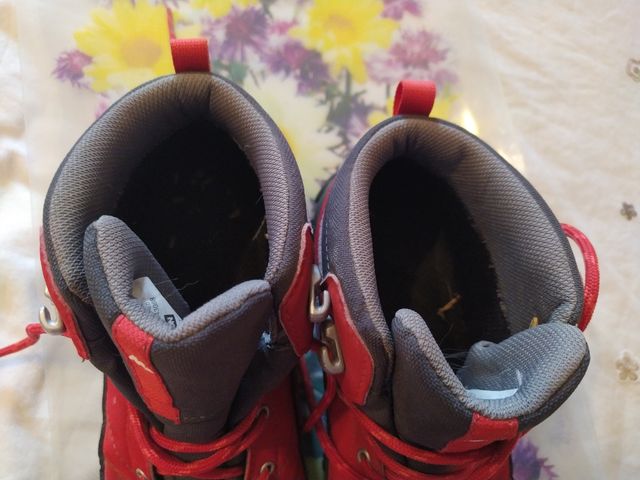 Botas de montaña niño