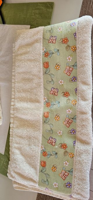 Asciugamano più ospite thun