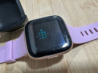 Fitbit Versa 2 + cargador original