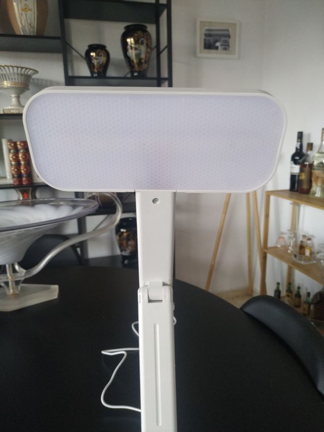 Lampara mesa articulada