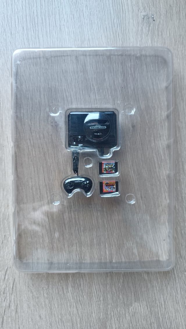 Mega Drive Encyclopedia (2004) ISBN: 4872338804 [Japanese Import]