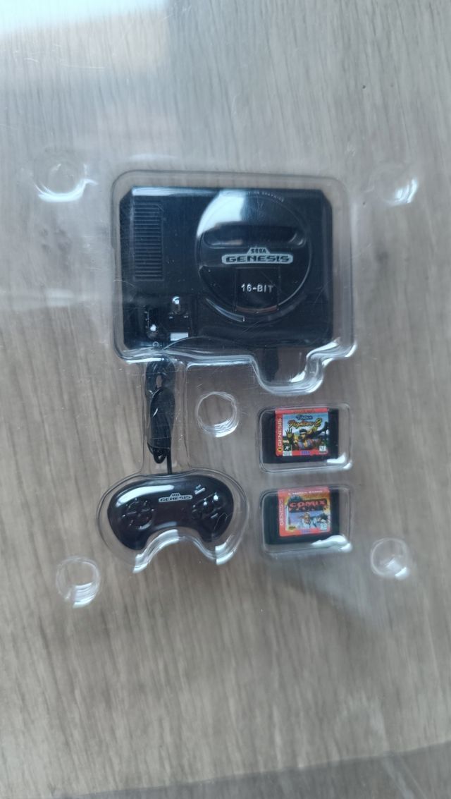 Mega Drive Encyclopedia (2004) ISBN: 4872338804 [Japanese Import]