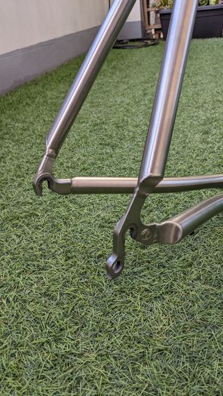 Seven Axiom SL, talla 57 (Titanio)