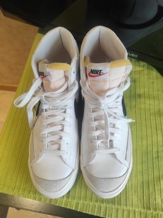 Zapatillas Nike blazer mid 77 de segunda mano por 39 EUR en Talavera de la  Reina en WALLAPOP