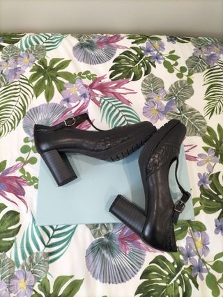 ZAPATOS DE PIEL 