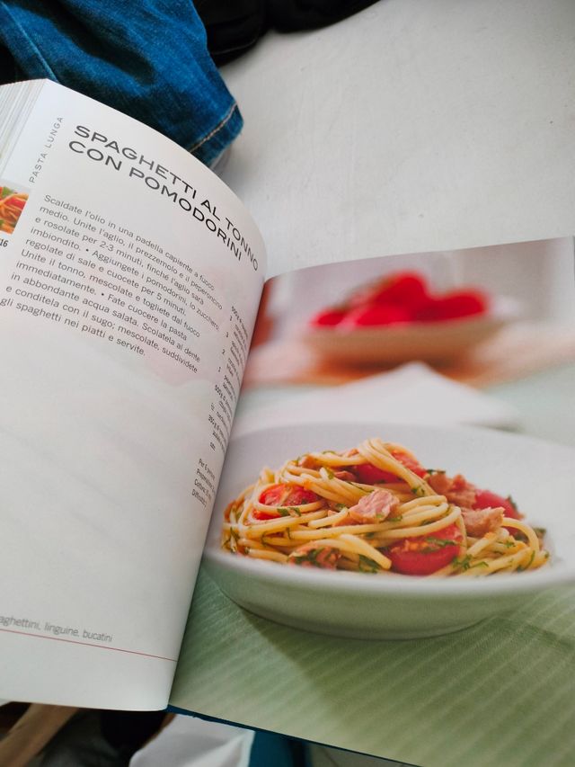 Butta la pasta! 200 ricette. Pasta secca, fresca, ripiena e al forno