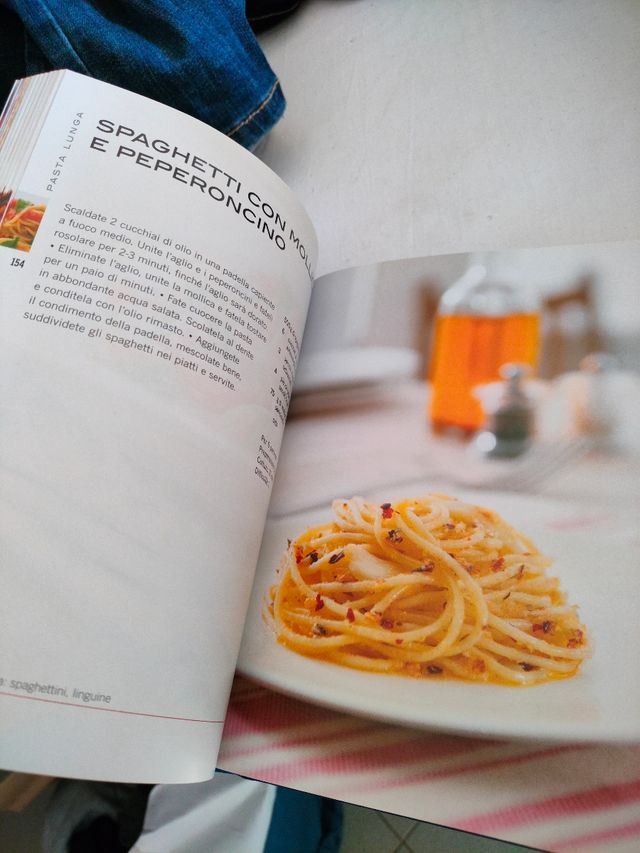 Butta la pasta! 200 ricette. Pasta secca, fresca, ripiena e al forno