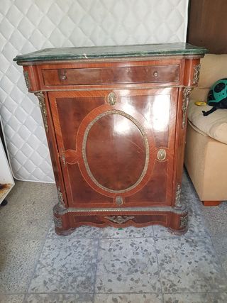 Vendo mueble aparador antiguo