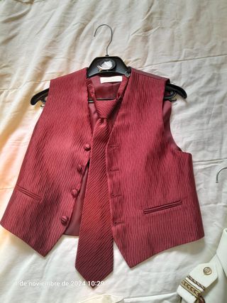 Traje de comunión de niño