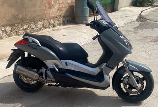 Yamaha x max 250