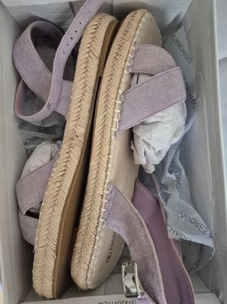 Sandalias lila