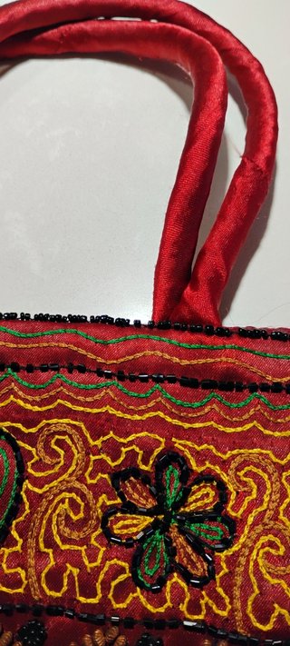 Bolso étnica seda sin estrenar sin
