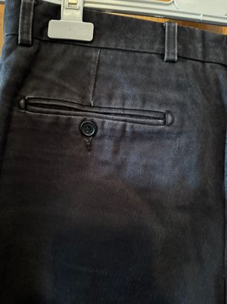 Pantalone in tessuto resistente e morbido nero