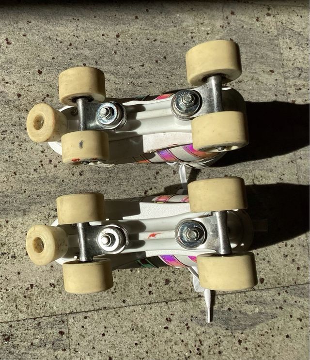 Pattini/Roller a 4 ruote per bimba - come nuovi