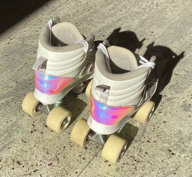 Pattini/Roller a 4 ruote per bimba - come nuovi