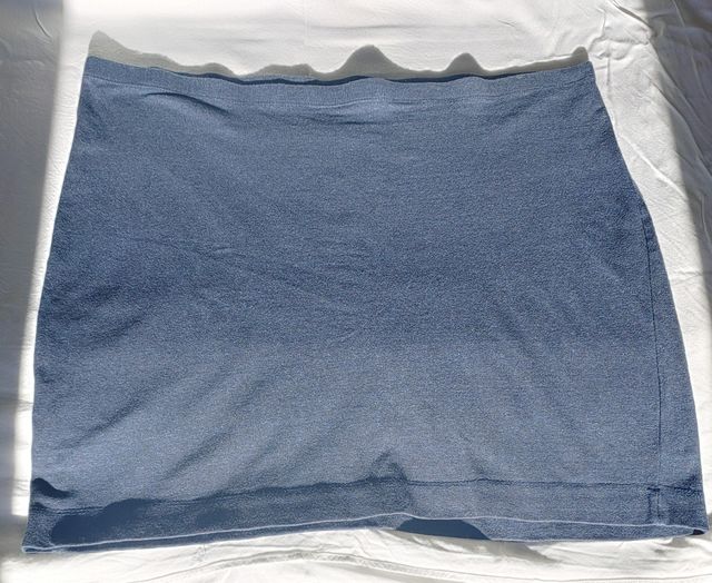 Falda elástica de algodón.