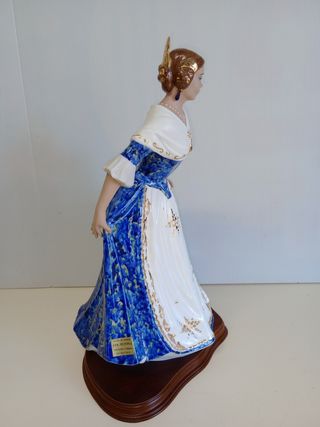 Figura porcelana fallera grande