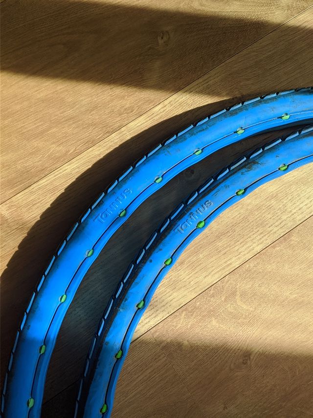 Neumáticos macizos Tannus