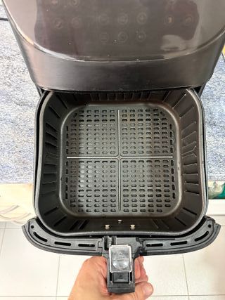 Cosori wifi negra freidora de aire y accesorios