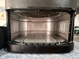 Freidora de aire cosori Wi-Fi negra