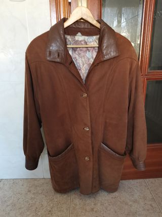 Chaquetón de mujer de piel